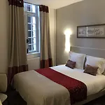Du Pont Vieux 3*