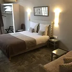 Du Pont Vieux Ξενοδοχείο 3*
