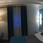 Du Pont Vieux Ξενοδοχείο 3*
