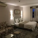 Du Pont Vieux 3*