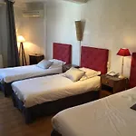 Du Pont Vieux 3*