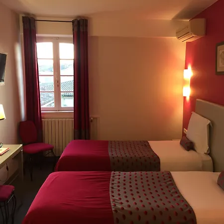 Du Pont Vieux, Au Pied De La Cite 3* Каркассонн
