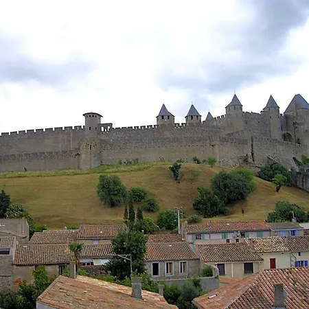 Du Pont Vieux Готель Каркассонн