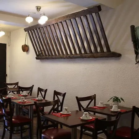 Du Pont Vieux Hotel Carcassonne