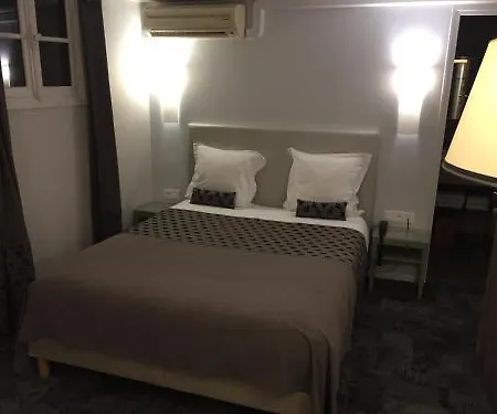 Hotel Du Pont Vieux 3*