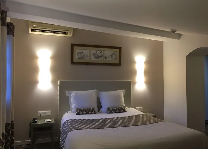 Du Pont Vieux Ξενοδοχείο