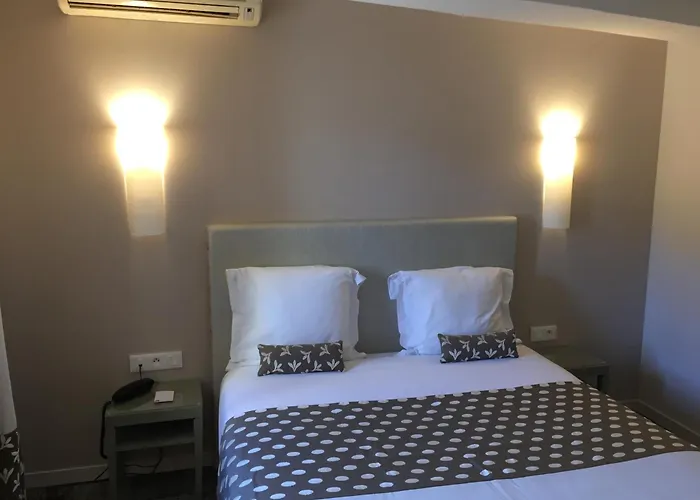 Ξενοδοχείο Du Pont Vieux